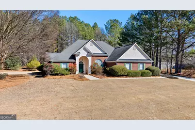 305 Surrey Park Drive, Fayetteville, GA 30215 - Photo 2