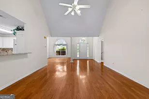 305 Surrey Park Dr, Fayetteville, GA 30215 - Photo 10