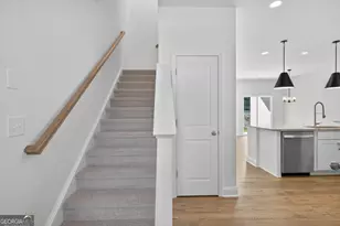 121 Windsor Pk Ct, Jefferson, GA 30549 - Photo 4