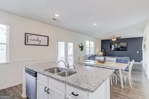 29 Moultrie Ct, Hoschton, GA 30548 - Photo 12