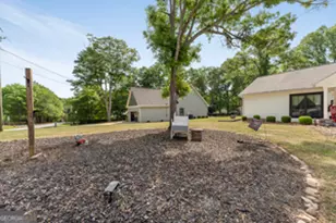 227 Martin Luther King Jr Dr, Winder, GA 30680 - Photo 14