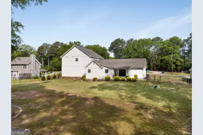 227 Martin Luther King Jr Drive, Winder, GA 30680 - Photo 4