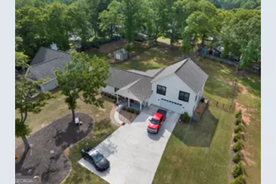 227 Martin Luther King Jr Drive, Winder, GA 30680 - Photo 2