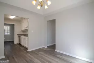 736 Gateway Dr, Bonaire, GA 31005 - Photo 10