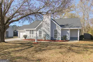 736 Gateway Dr, Bonaire, GA 31005 - Photo 2