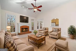 82 Thornwood Ct, Ellijay, GA 30540 - Photo 2