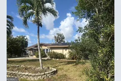 521 SE 35th Street, Cape Coral, FL 33904 - Photo 2