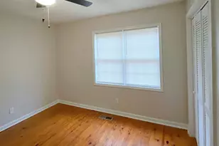 52 Sunrise Cir, Carrollton, GA 30117 - Photo 10