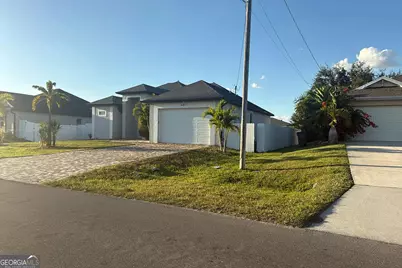 433 NW 1st Street, Cape Coral, FL 33993 - Photo 2