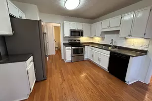 7065 Wessex Way, Cumming, GA 30028 - Photo 8
