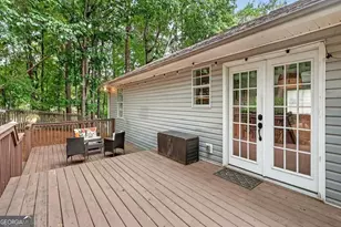 8635 Sapphire Ln, Gainesville, GA 30506 - Photo 52