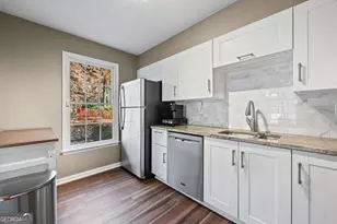 3 Plantation Dr NE Unit #A Dr NE, Atlanta, GA 30324 - Photo 8