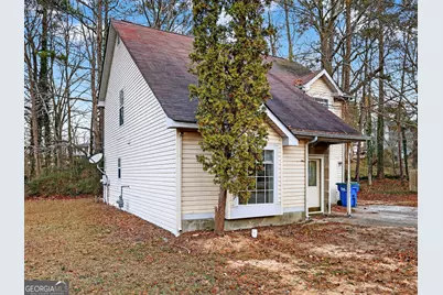 7085 E Village Court, Riverdale, GA 30296 - Photo 2