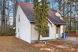 7085 E Village Ct, Riverdale, GA 30296 - Photo 2