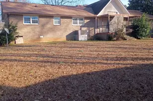 1471 Gloria St, Griffin, GA 30224 - Photo 2