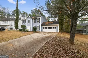 5635 Hunters Crossing Ct, Lithonia, GA 30038 - Photo 4