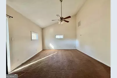 111 Donald Drive, Warner Robins, GA 31093 - Photo 6