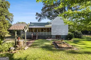 145 E Camp St, Moreland, GA 30259 - Photo 32