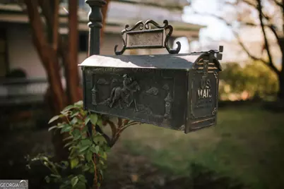 229 Woodlawn Drive, Crawford, GA 30630 - Photo 2