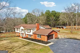 1041 Cooper Ln, Rutledge, GA 30663 - Photo 10