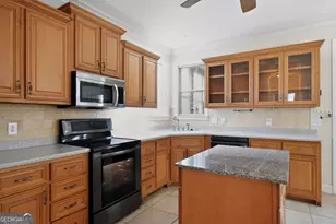 108 Redwood Street NE, Calhoun, GA 30701 - Photo 18