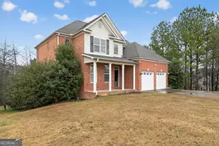 108 Redwood Street NE, Calhoun, GA 30701 - Photo 2