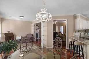 521 Horseshoe Cir, Stockbridge, GA 30281 - Photo 14