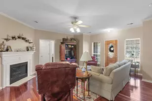 521 Horseshoe Cir, Stockbridge, GA 30281 - Photo 6