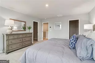 6643 Red Oak Way, Stone Mountain, GA 30087 - Photo 14