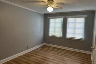 586 Robert Henry St, Macon, GA 31206 - Photo 2