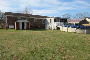 340 Floyd St, Royston, GA 30662 - Photo 4