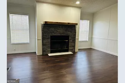 942 Paradise Valley, Cornelia, GA 30531 - Photo 6