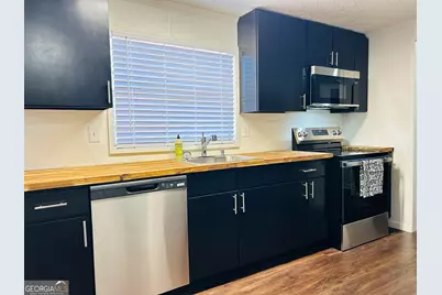 942 Paradise Valley, Cornelia, GA 30531 - Photo 14