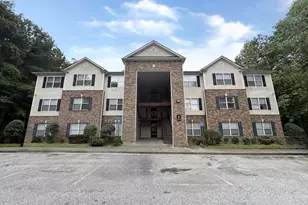 3229 Fairington Dr, Lithonia, GA 30038 - Photo 4