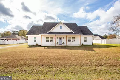 3090 Pineland Drive, Waycross, GA 31503 - Photo 2