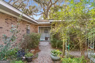 219 Five Pounds Rd, Saint Simons, GA 31522 - Photo 24