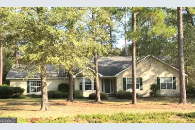 122 Patrick Street, Swainsboro, GA 30401 - Photo 1