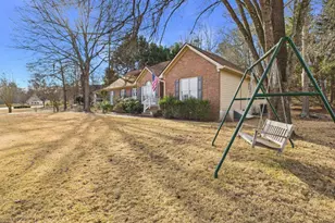 471 Chesterfield Rd, Bogart, GA 30622 - Photo 2