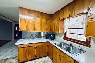 43 Sycamore Dr, Toccoa, GA 30577 - Photo 4