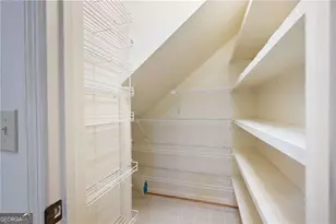 170 Mayfield Cir, Alpharetta, GA 30009 - Photo 10