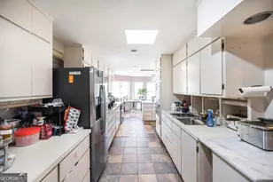 211 Old Club Ct, Macon, GA 31210 - Photo 10