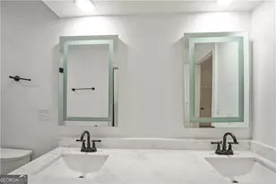 3649 Peachtree Rd NE, Atlanta, GA 30319 - Photo 20