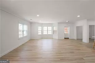 3649 Peachtree Rd NE, Atlanta, GA 30319 - Photo 14