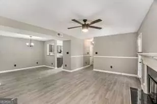 9432 Cypress Ln, Jonesboro, GA 30238 - Photo 4