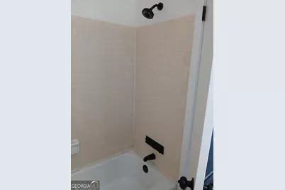 2805 Northeast Expressway NE #B18, Atlanta, GA 30345 - Photo 12