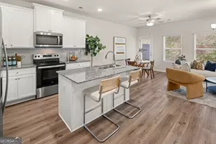 4252 Notting Hill Dr SW, Atlanta, GA 30331 - Photo 2