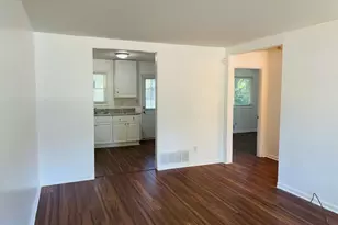 1076 Center St SW, Mableton, GA 30126 - Photo 4