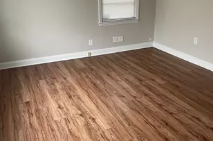 401 W Parrish St, Statesboro, GA 30458 - Photo 10