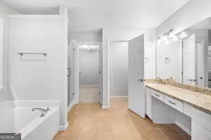 2371 Traywick, Alpharetta, GA 30004 - Photo 8