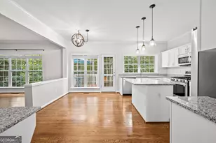 2371 Traywick, Alpharetta, GA 30004 - Photo 10